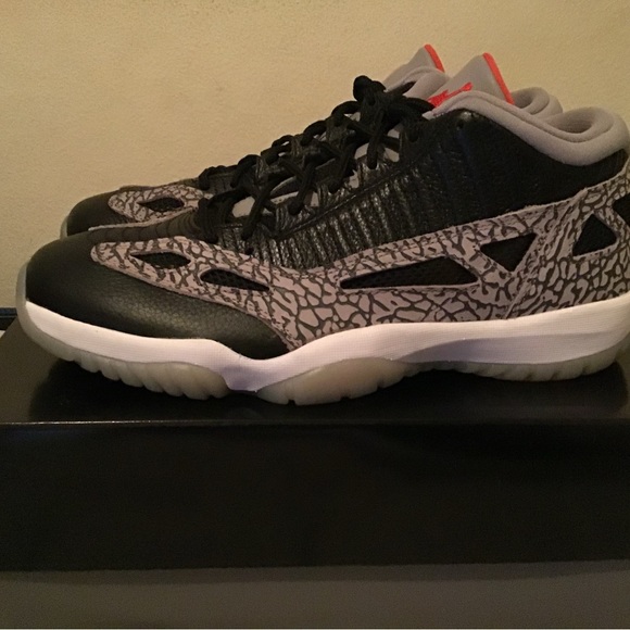 Air Jordan 11 Retro Low IE, 2 Size 10.5 Men’s main image 5